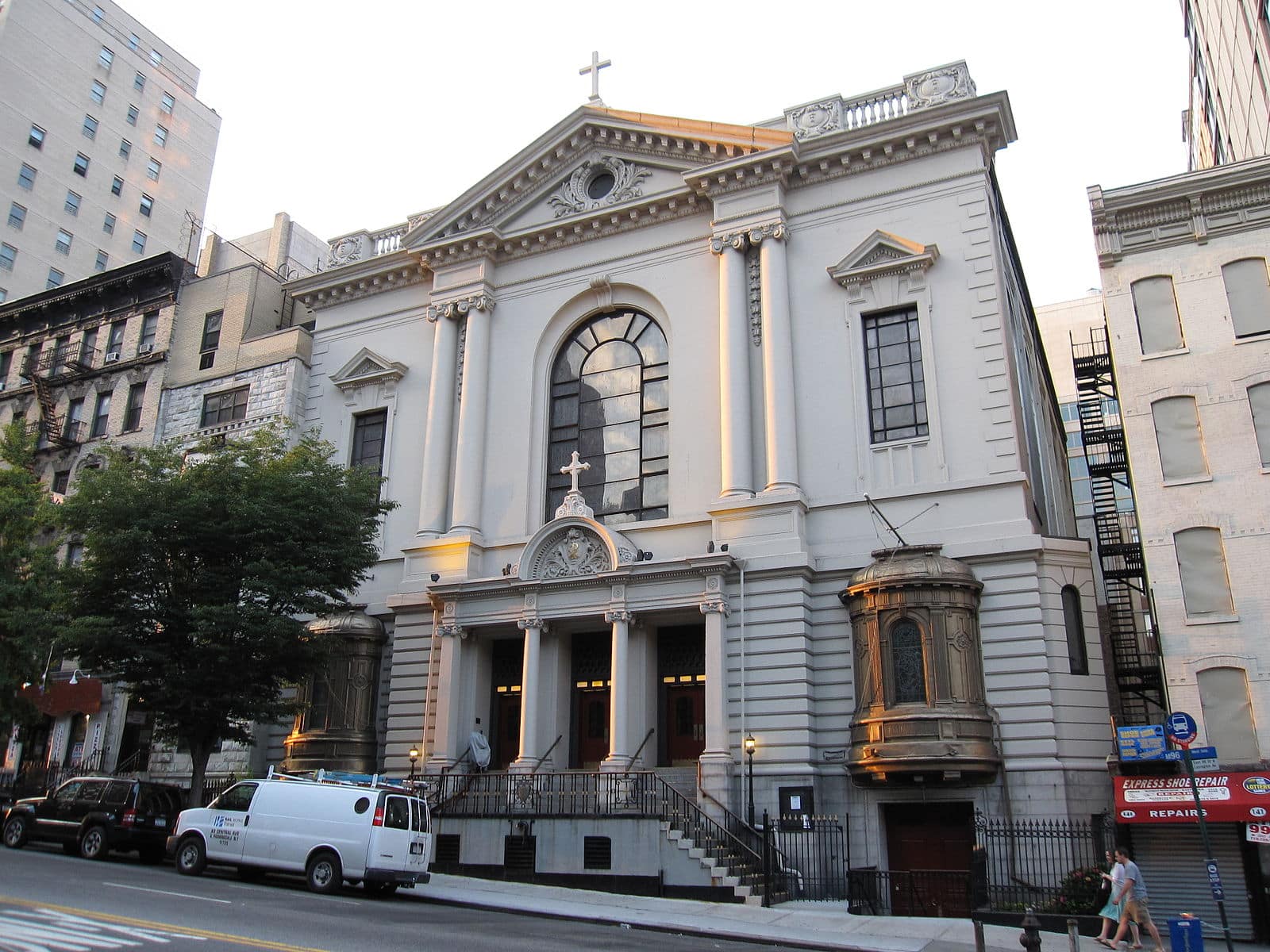 Church of St. Francis de Sales in New York Explore the Church of St. Francis de Sales in New York, one of the top 10 Catholic churches in New York. Mass near me, Catholic Mass Times