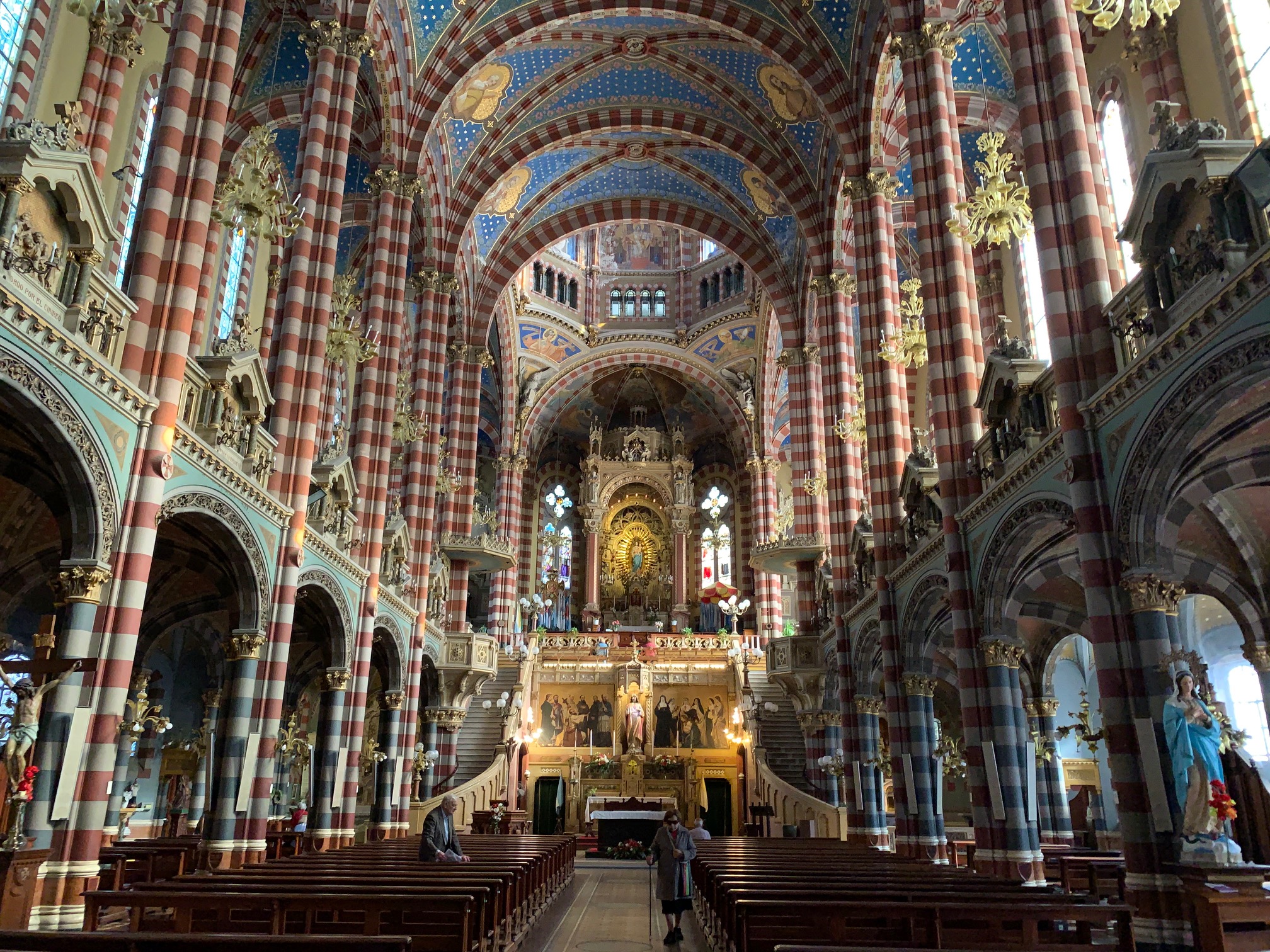 Basílica menor San Carlos y Maria Auxiliadora
