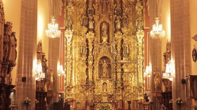 imagen Iglesia de Santos Cosme y Damián de la Ciudad de México. Descubre las 10 Iglesias más impresionantes de Ciudad de México en la aplicación de Horarios de Misa en tu celular.