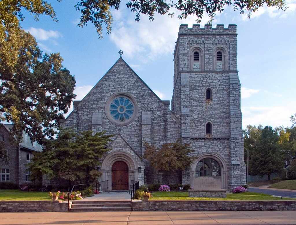 Our Lady of Lourdes Catholic Church, Iglesia Catolica en St Louis - Horarios de Misa.