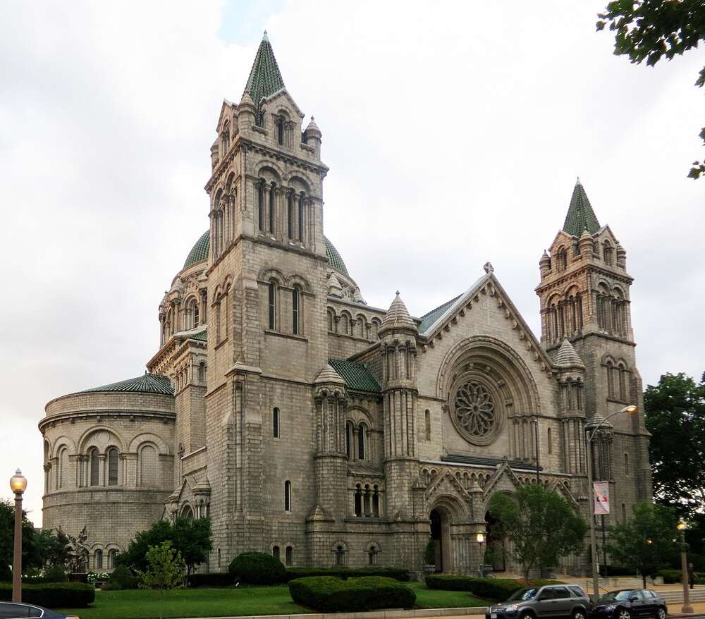 The Cathedral Basilica of St. Louis, Iglesia Catolica en St Louis - Horarios de Misa.