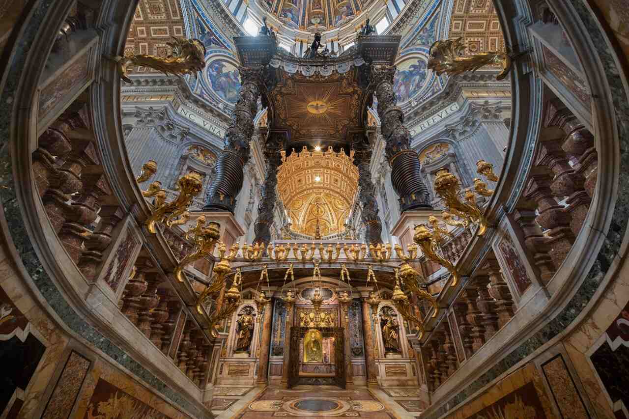 Basilica de San Pedro, Vaticano, Roma. Restos de San Simon y San Judas Tadeo.