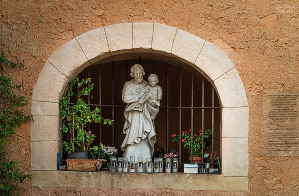 Santuario de San José de Cotignac