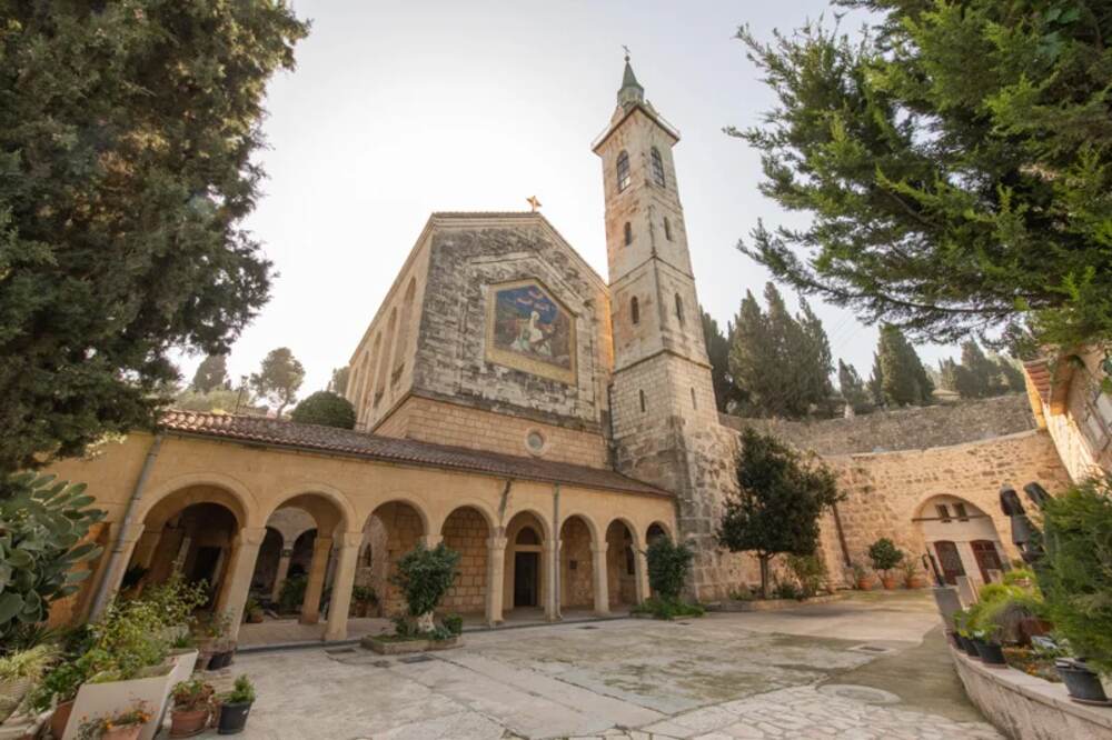 Iglesia de la Visitación-Tierra Santa-Horarios de Misa