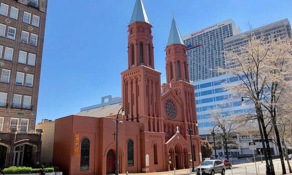 Iglesias Católicas en Atlanta - Basílica del Sagrado Corazón - Horarios de Misa