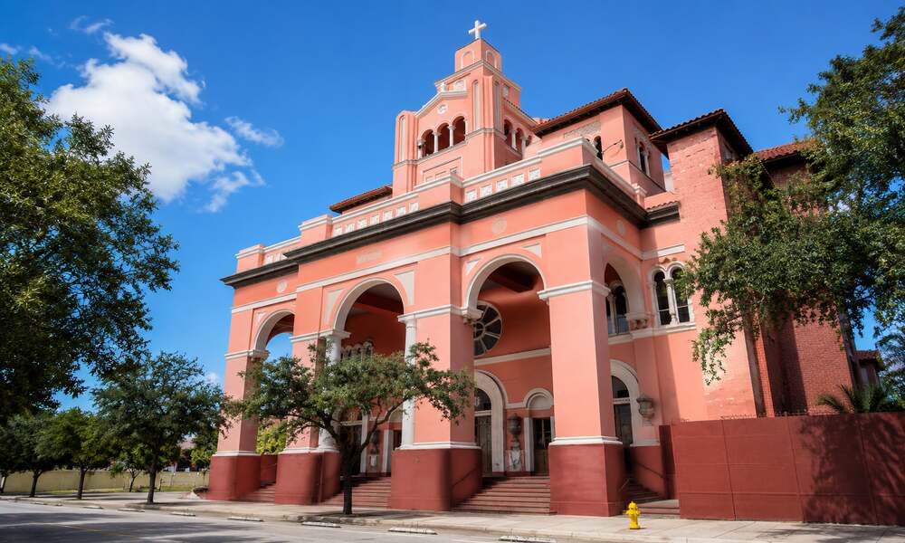 Misa en Miami - Gesú Catholic Parish -Horarios de Misa